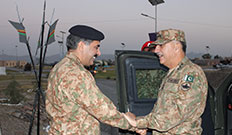 COMD 11 CORPS LT GEN NAZIR AHMED BUTT Visit